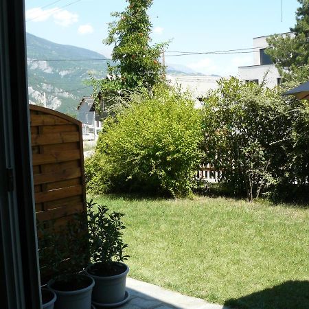 Studio Entre Savines Et Embrun Pres Du Lac De Serreponcon Crots Kültér fotó